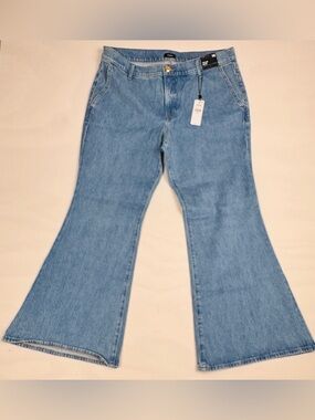 NWT Guess Factory Gigi Chambray Cold Shoulder Denim Shirt Dress Blue Women’s L